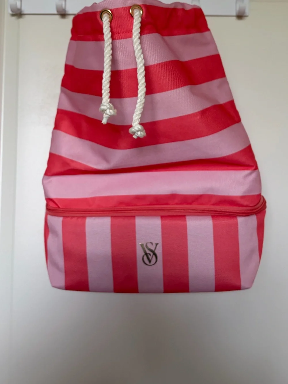 Victoria's Secret- Pink & Coral Striped Drawstring Beach Backpack - Picture 5 of 7